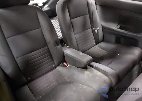 2012 Volvo C30 T5/T5 Platinum/T5 Premier Plus/T5 R-Design/T5 R-Design Platinum/T5 R-Design Premier Plus из США, поврежденный, VIN YV1672MK1C2281063